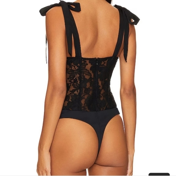Lovers + Friends TURNER BODYSUIT Size Med NWT - Picture 5 of 5